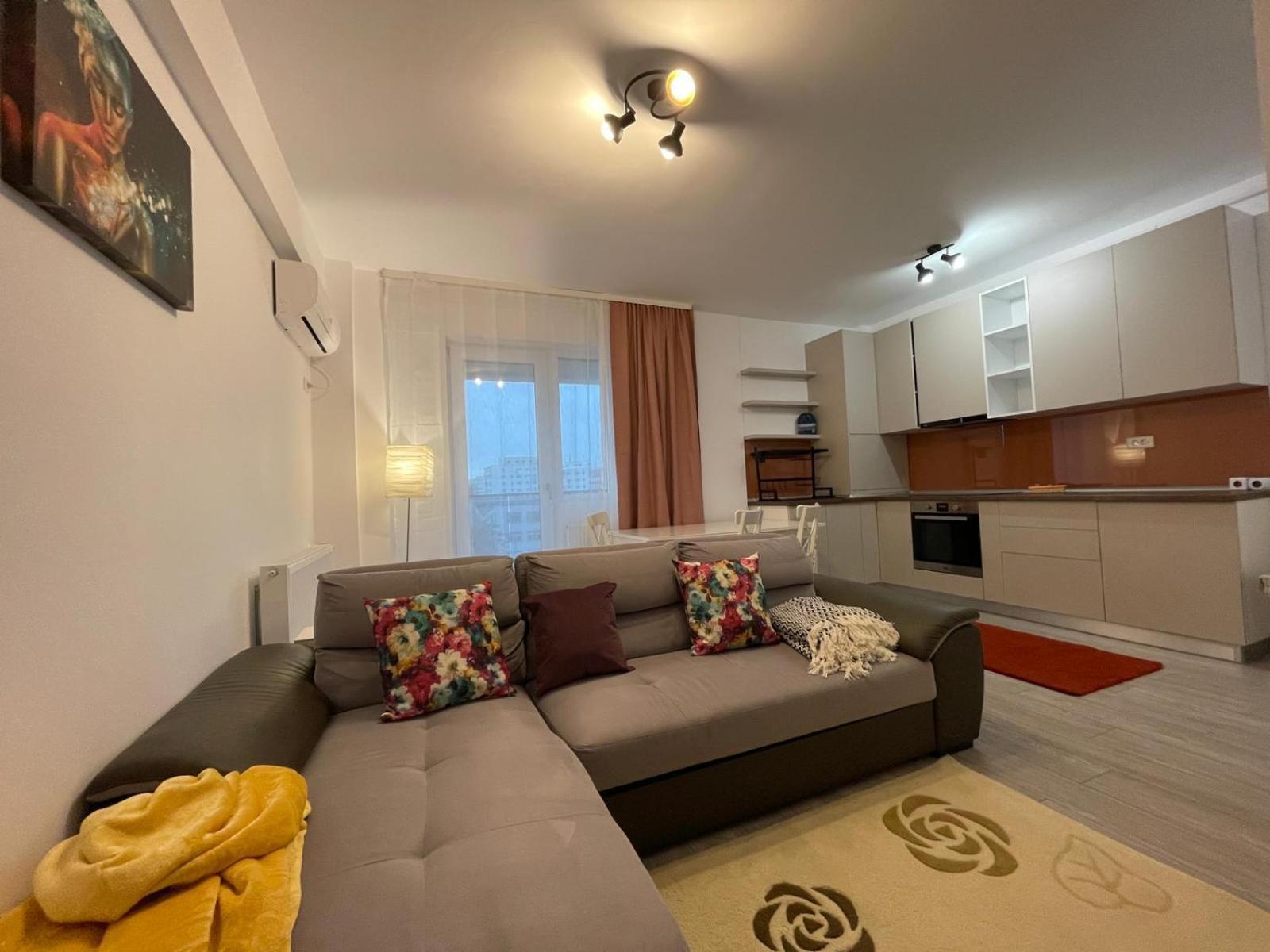 Palas Retreat - Q Residence Jászvásár Kültér fotó